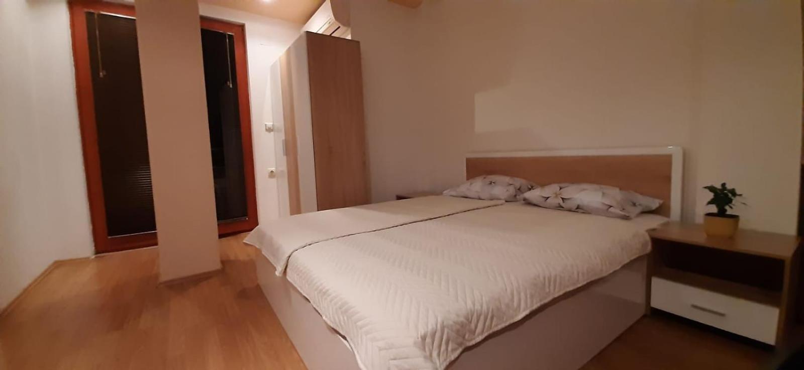 Apartment Riki 3 Near Bus Station Ohrid Room photo
